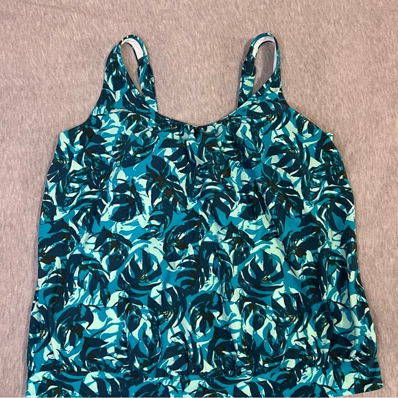L.L. Bean Other - L. L. Bean Blue and Green Patterned Tankini Bathing Suit Top